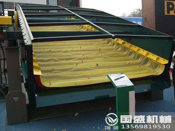 建筑垃圾弛张筛选机